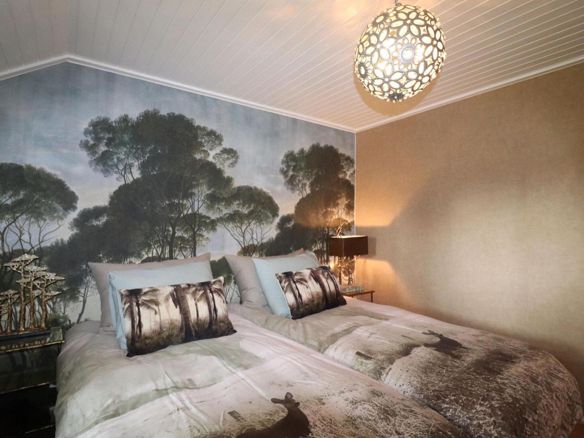 Villa On An Estate In Rheezerveen With Garden المظهر الخارجي الصورة