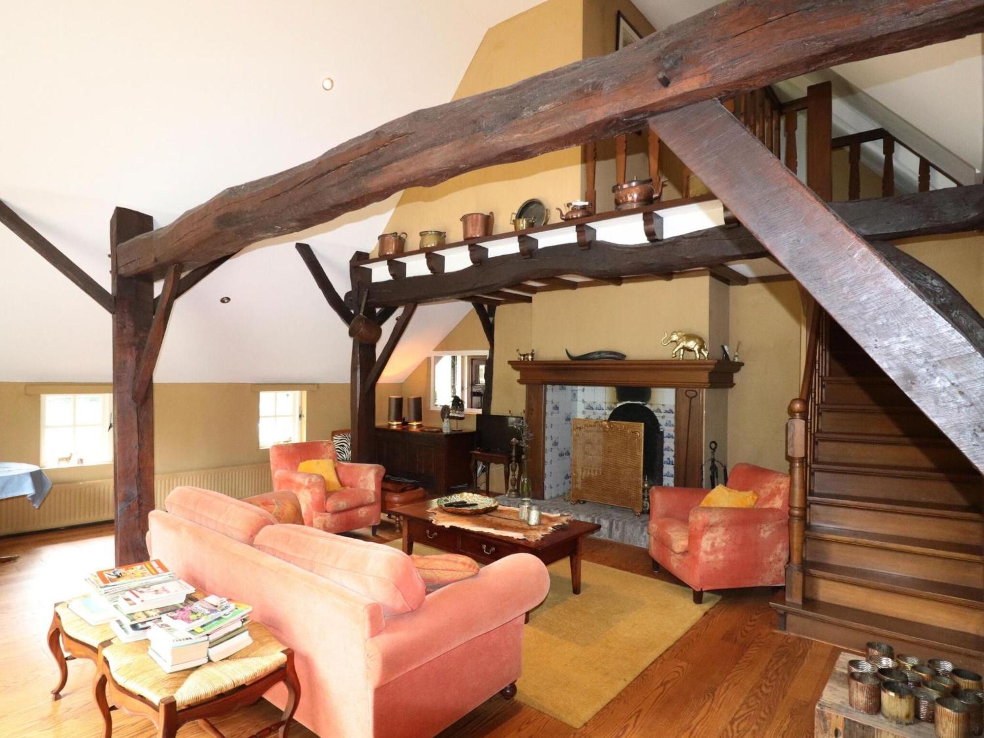 Villa On An Estate In Rheezerveen With Garden المظهر الخارجي الصورة